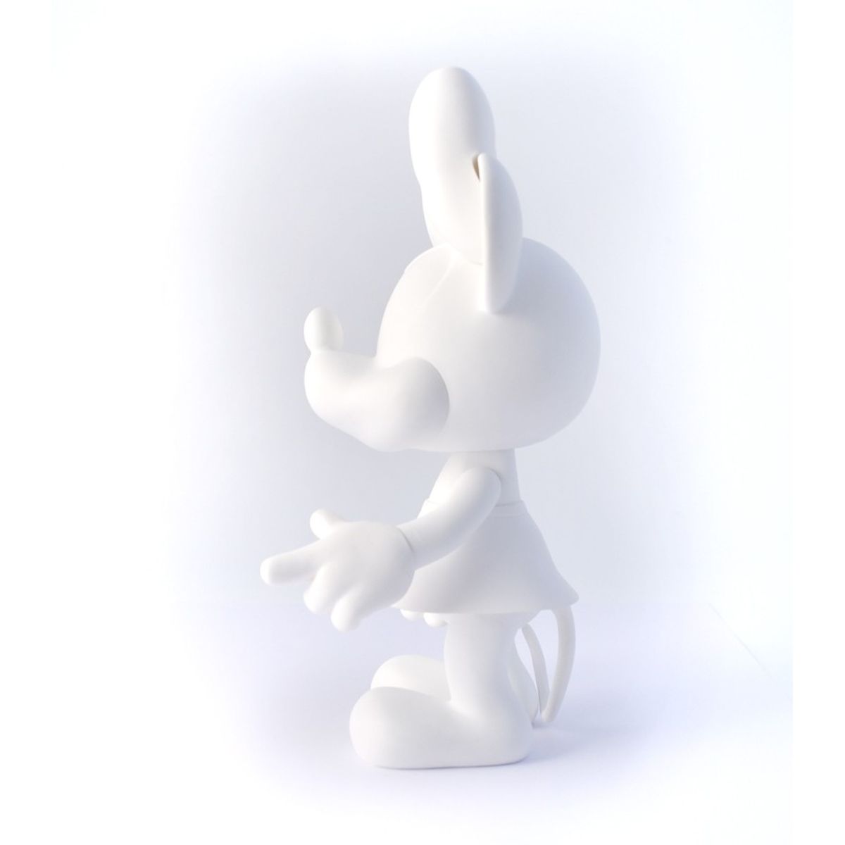 ARTOYS MINNIE MONOCHROME WHITE 8"