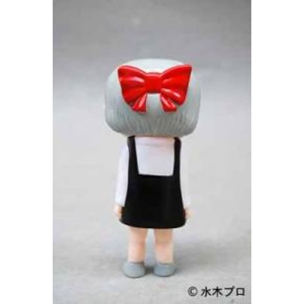 Caroline - two stage color