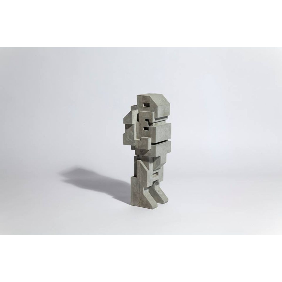 A Concrete Toy : D.0520