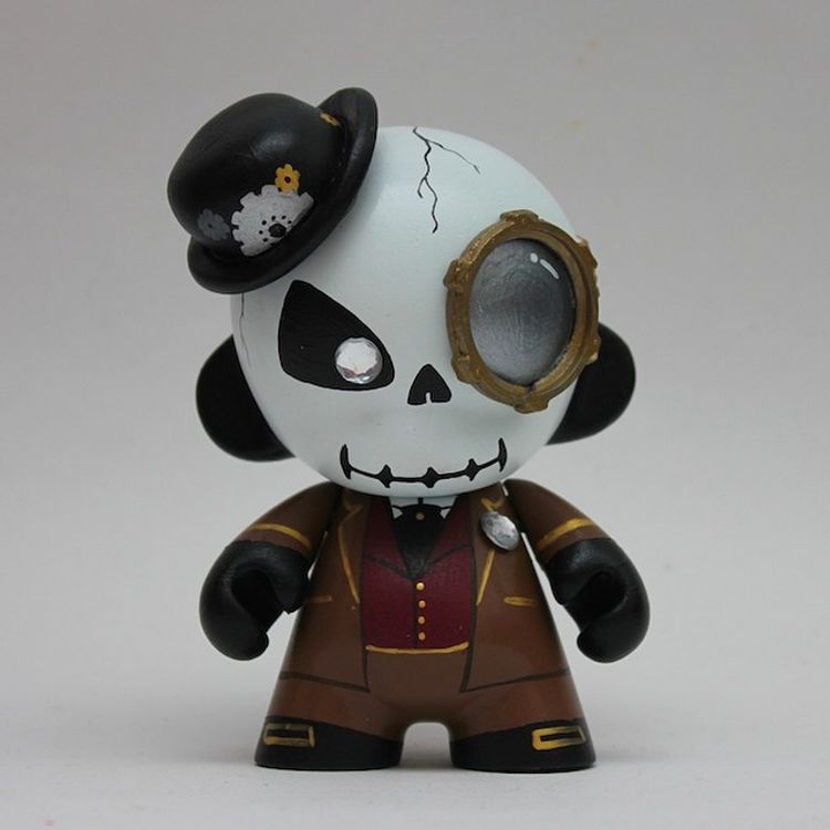 Steampunk Skull Munny by Zard Apuya