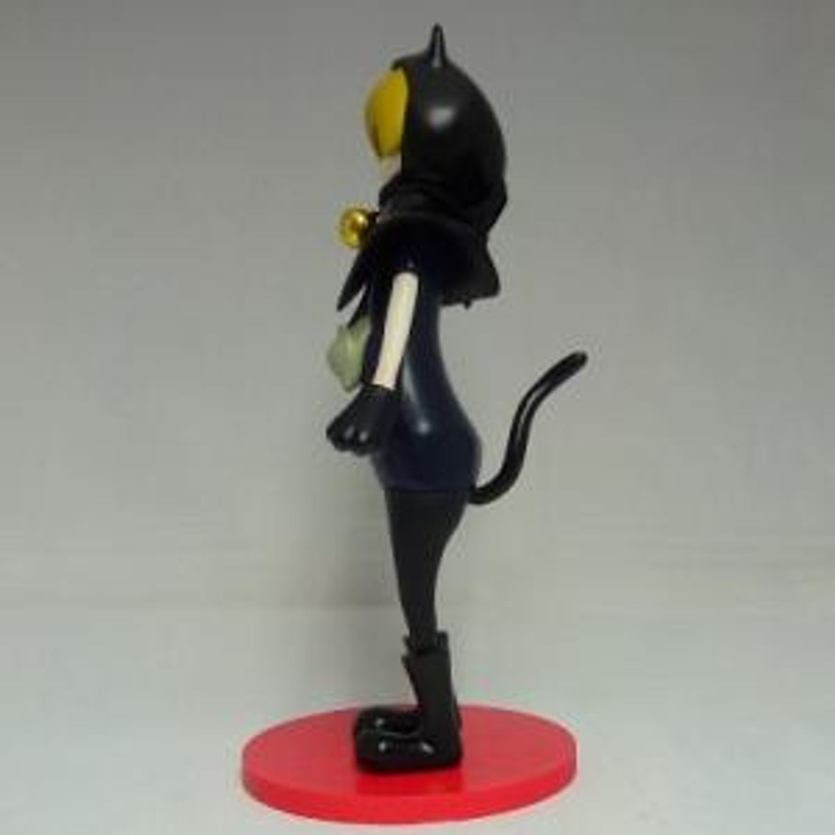 beast black cat hood Ver. (B ribbon black blue eyes)
