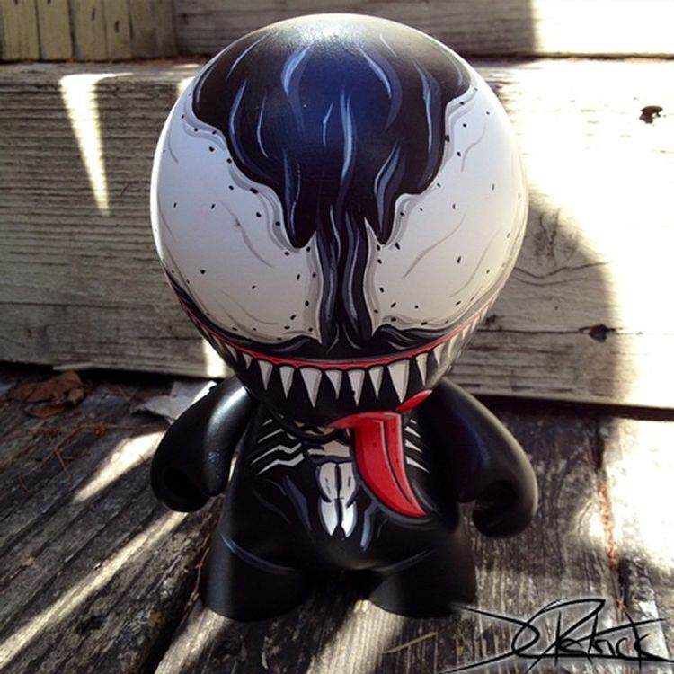Venom by J.Riot