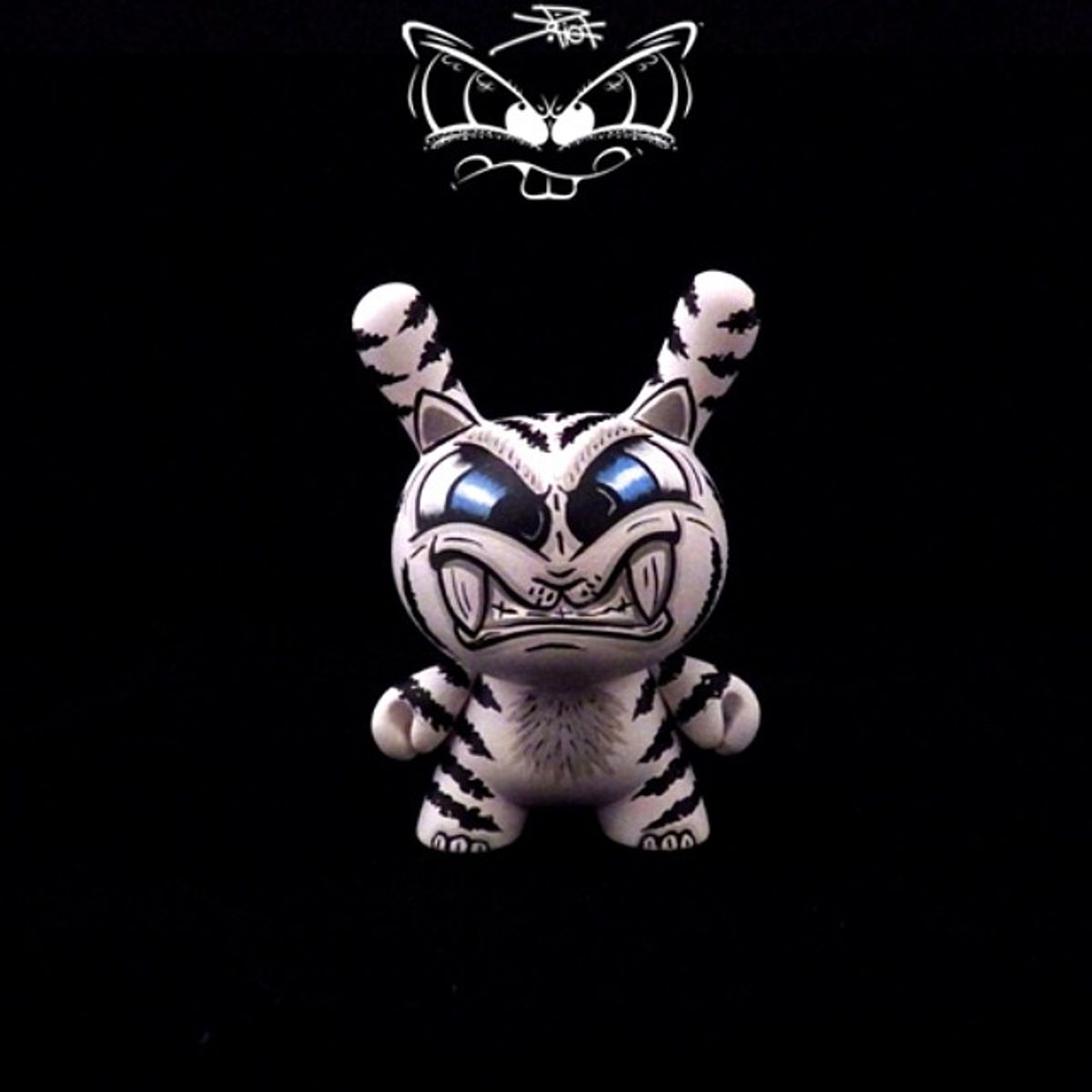 The White Tiger Rioteer