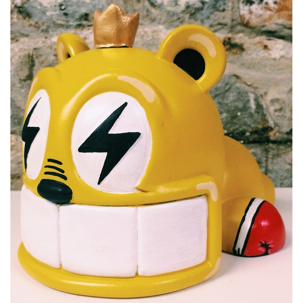 Cheesin' Reach Bear Custom