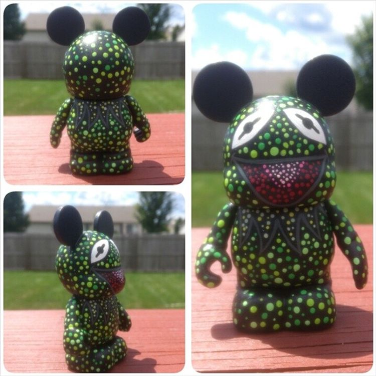 Kermit by crazy4vinyls (Josh Edwards)