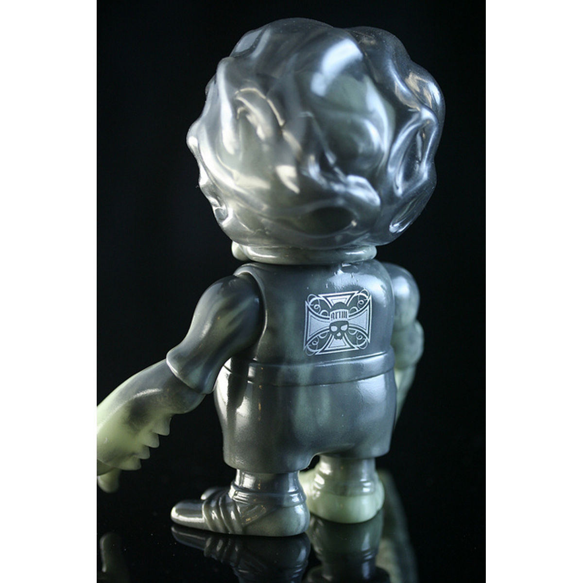 Skull Brain -  GRIM (dark gray & glow marbled)