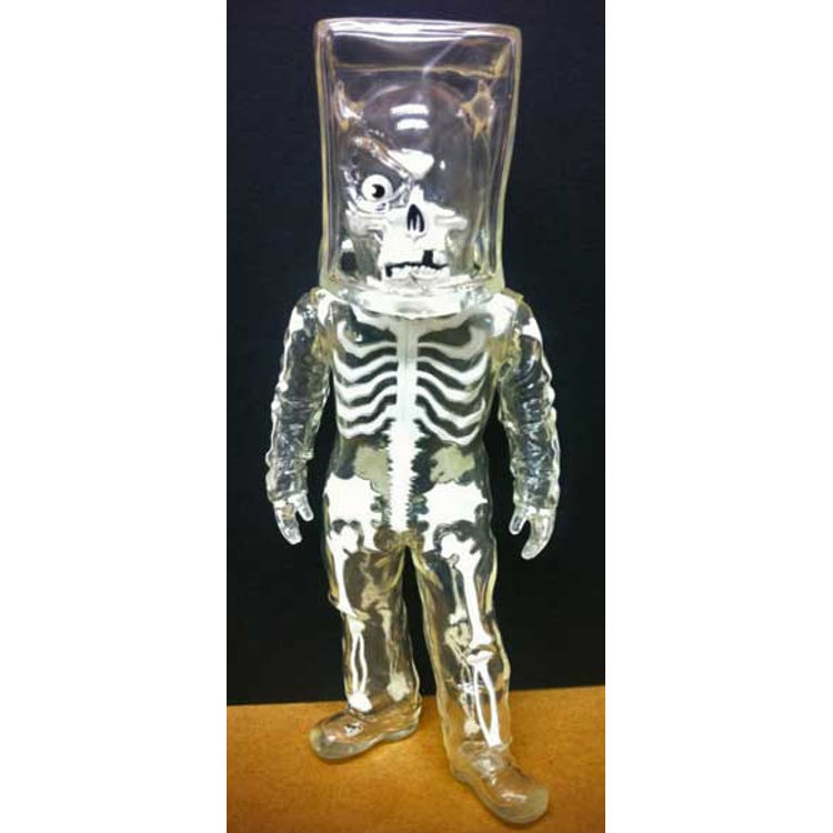 Skullman - Ultra-Super Clear - White Day 2012 ver by Balzac
