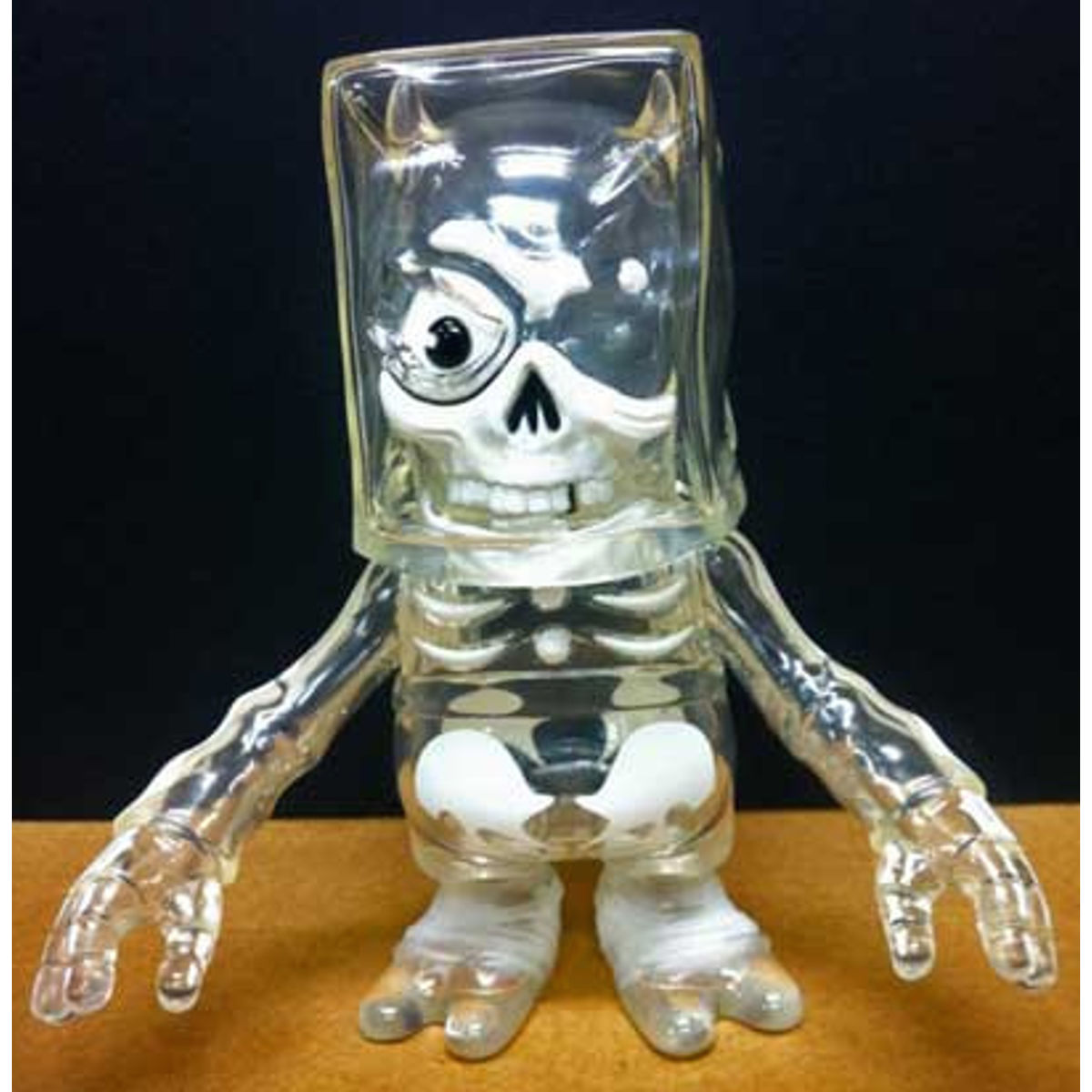 Skull BxBxB - Ultra-Super Clear - White Day 2012 ver