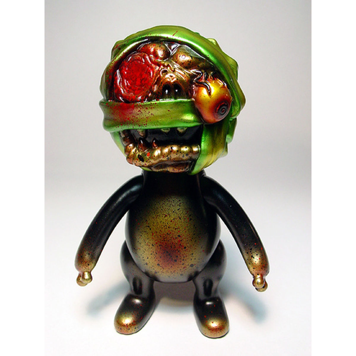 OBAKE DOG lash custom