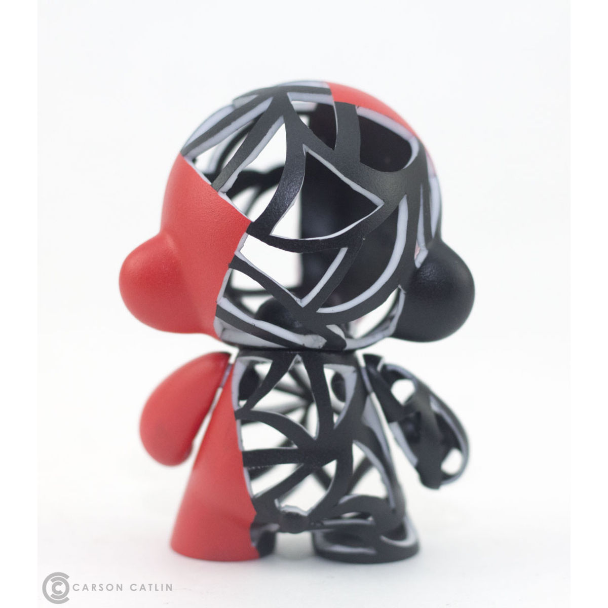 Reticulated Munny Red And Black