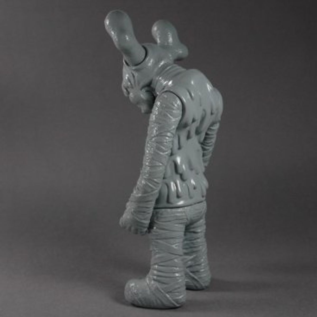 CROSSBONES ZOMBIE GRAY