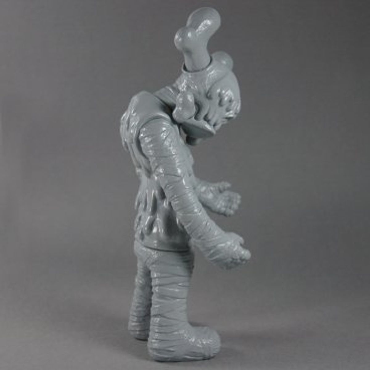 CROSSBONES ZOMBIE GRAY