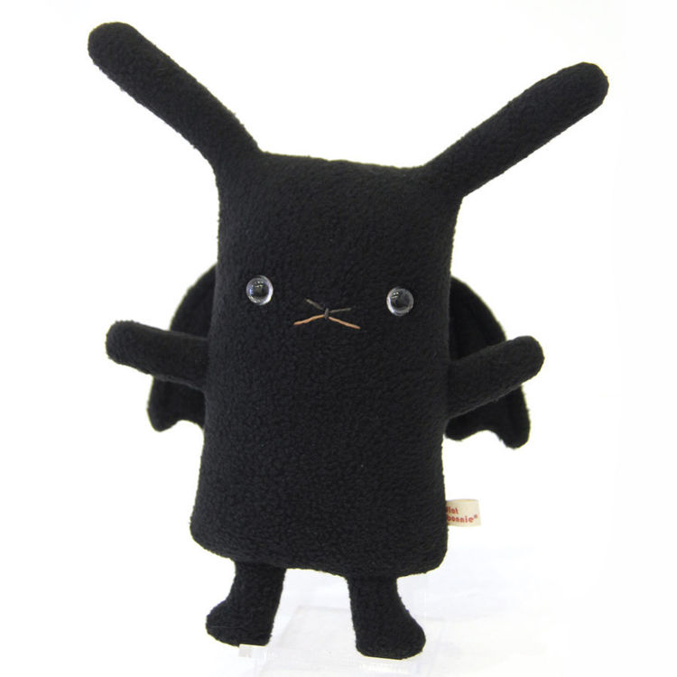 Batbun (Black Fleece) by Flat Bonnie