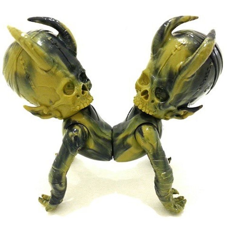 Siamese Hevi - 52 weeks blue crete crawling siamese glow twin skullpirate / (BLUE GLOW) by Pushead (Brian Schroeder)