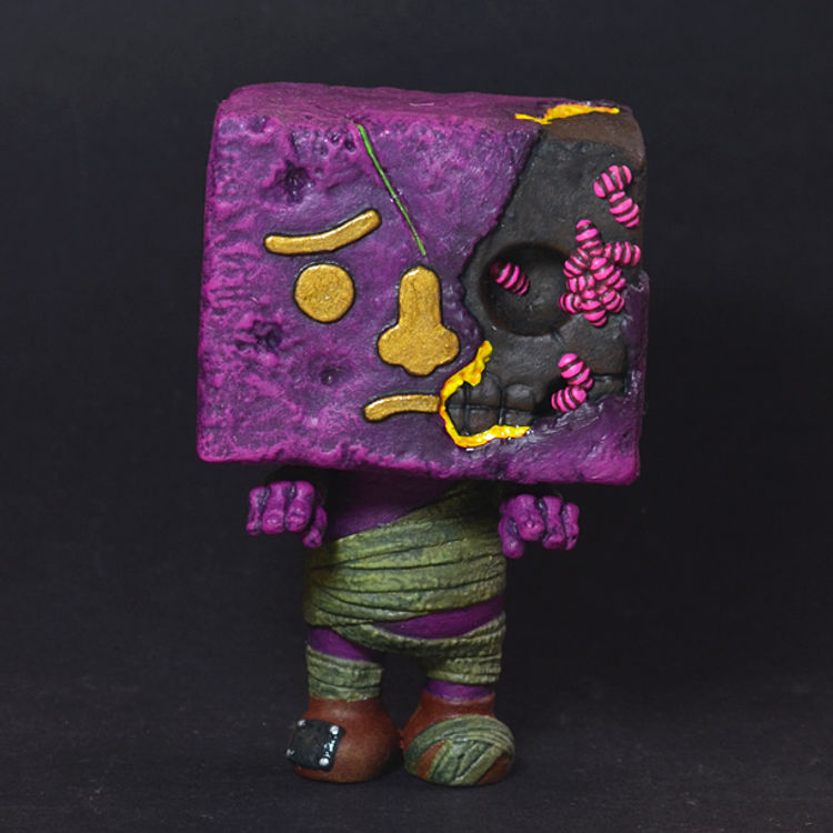 Taupok King - Hand Painted TTF 2014 by Devilrobots