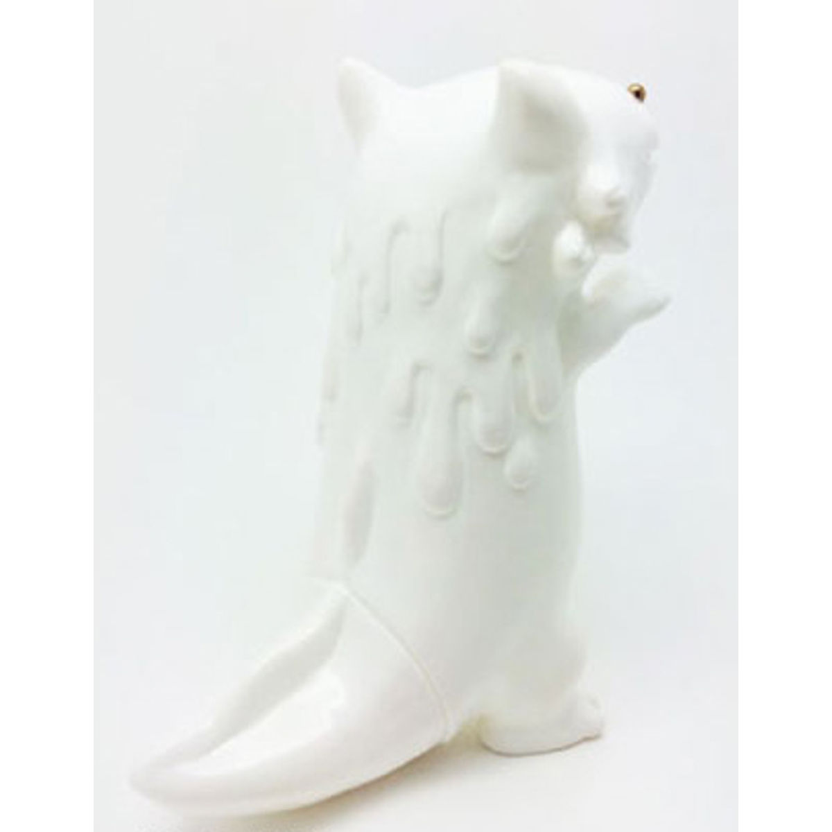 Byron - Pure White with Gold Eyes