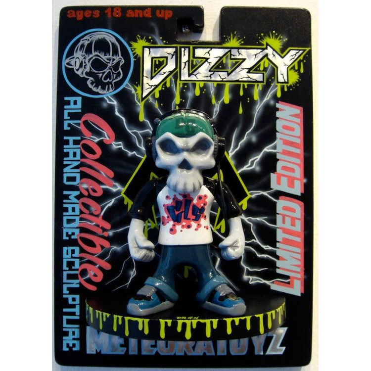 Dizzy - NOT A TOY sculpture by Meteoratoyz (Takeo Tsuhara)