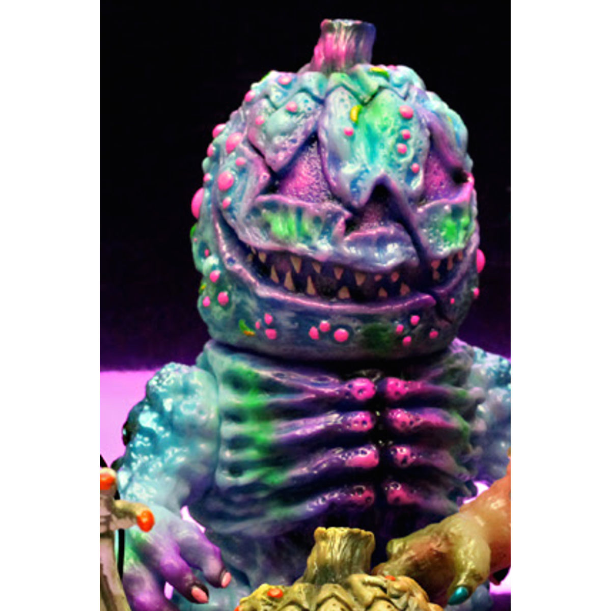 Sam Heinous "8 Bit Hack" chase version