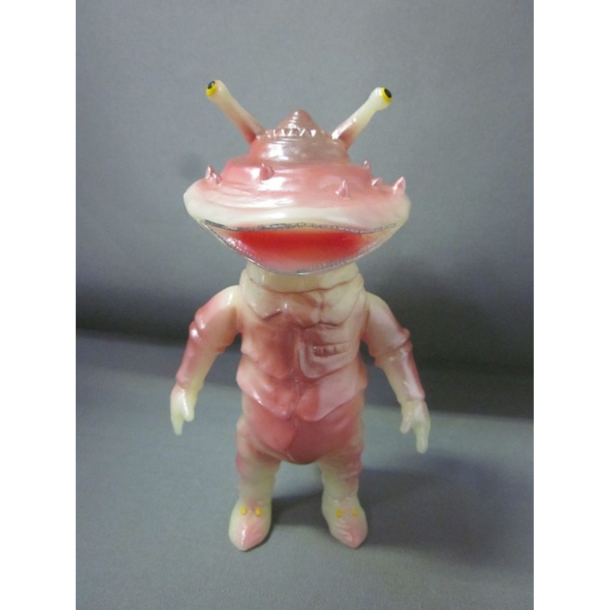 Kanegon (Metallic Pink)