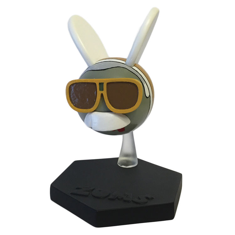 Stan Bee by ZOMs
