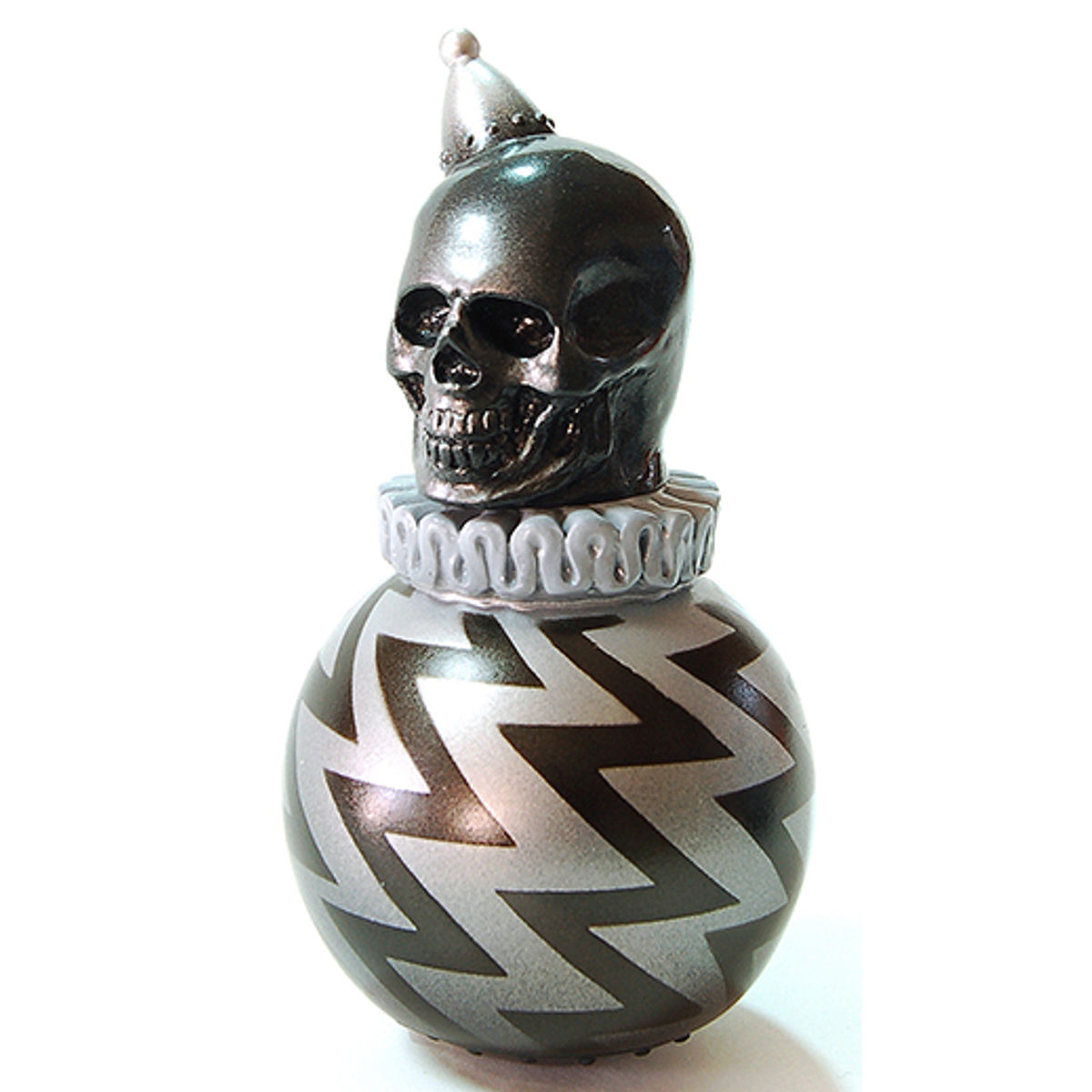 CULT BALL／黒髑髏 (Black Skull)