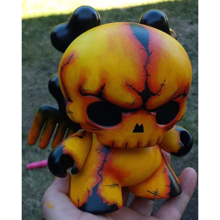 Skullhead Dunny Custom by jFury