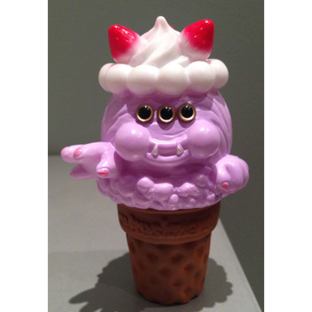 Ice Cream Monster - Dcon Lavender/3 eyes