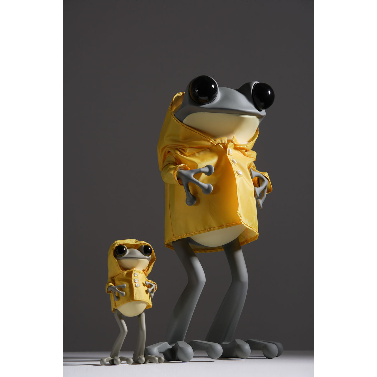 YELLOW RAIN COAT 250%