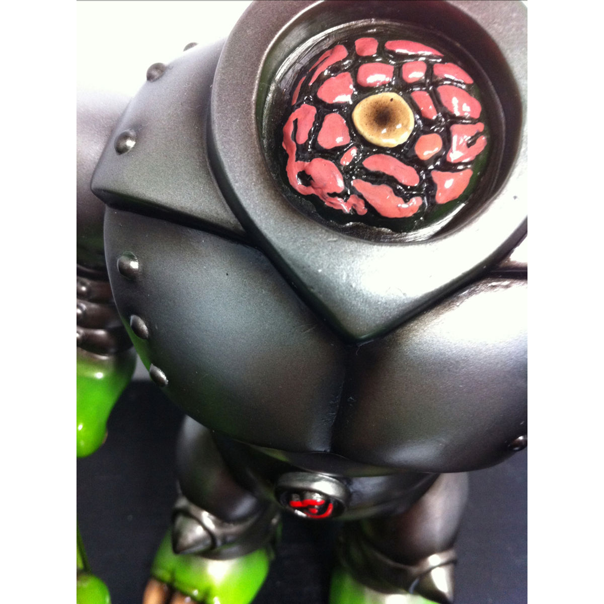 RAMPAGE custom Zoomoth "Shielder"