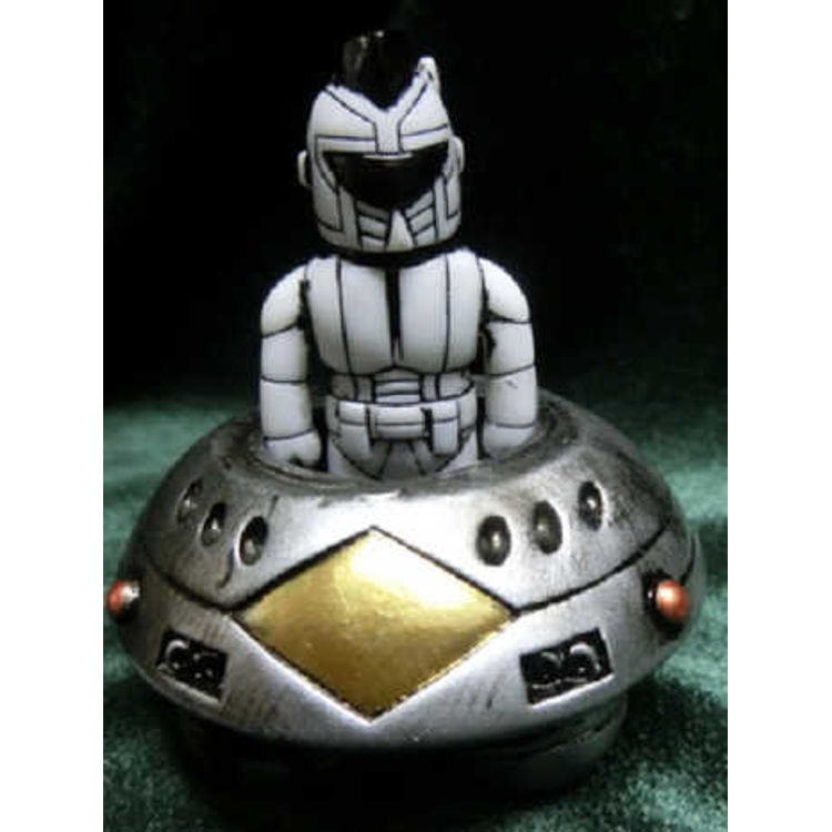 Mohawk Trooper & curving saucer set by Real X Head (Mori Katsura)