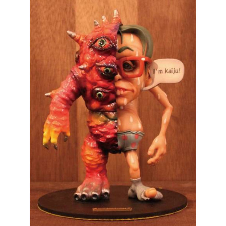 Eyezon Custom by Ware Mad Sculptures