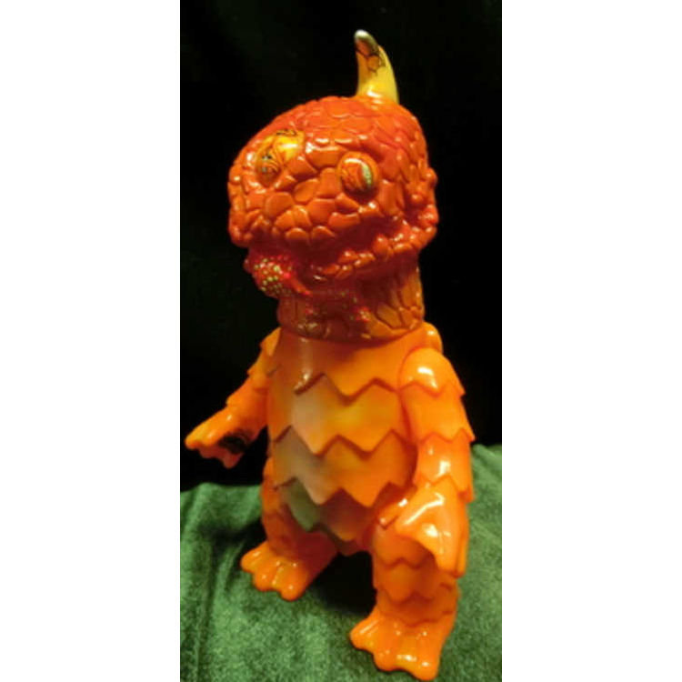 Gagameru Cometdebris Mibora Alien ( Orange molding / Katope Custom Paint Ver) by Gargamel (Kiyoka Ikeda)