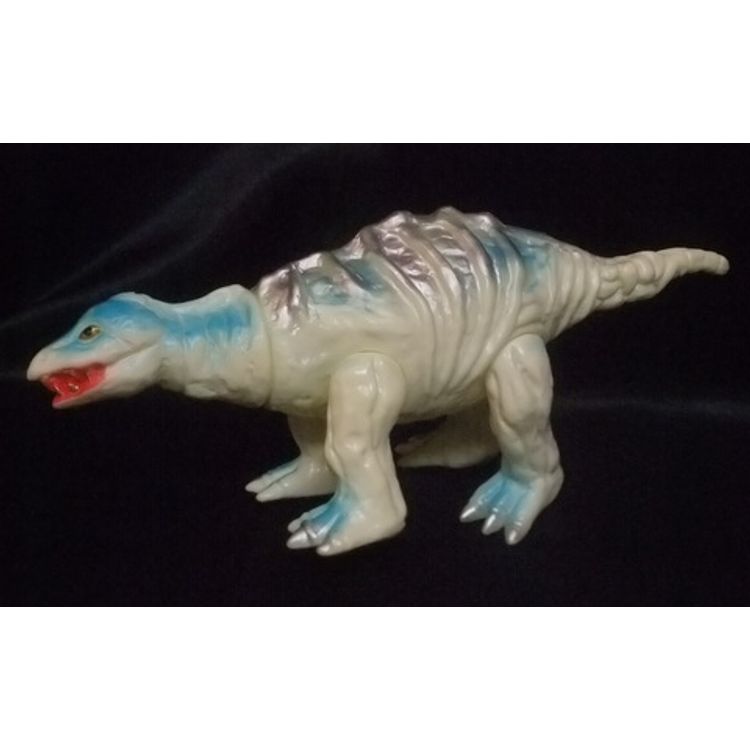 Bandai B-CLUB Soft Vinyl Bullmark reprint - Sutegon by Bullmark