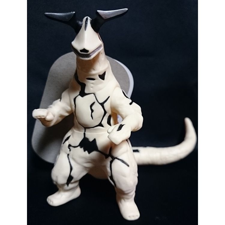 Bandai spark Dolls Ultra Monster 500-05 space monster Eleking by Bandai