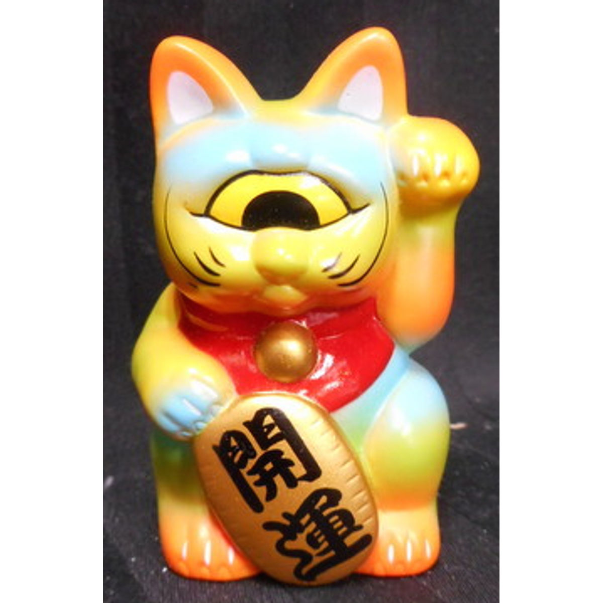 Fortune Cat Baby ( skin color molding / orange , yellow, green, light blue )