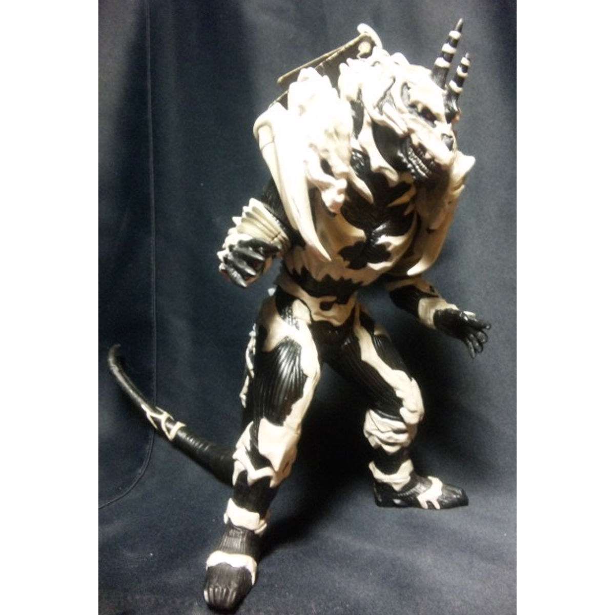 Bandai Movie Monster - Monster X