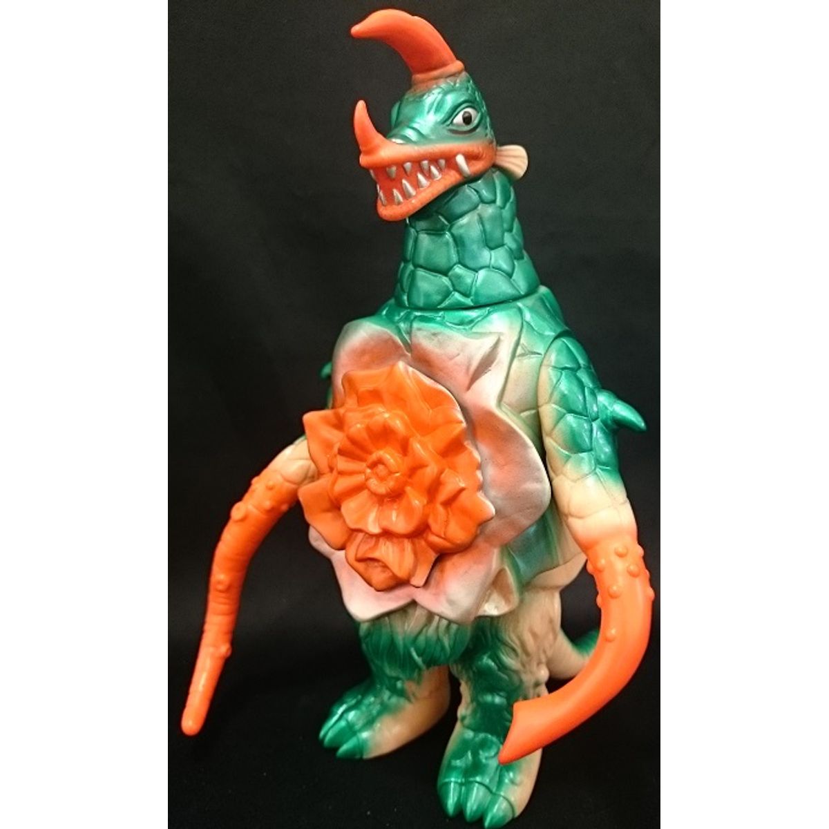 Tsuburaya Communications Monster Township Standard size Space Monster Astro Mons