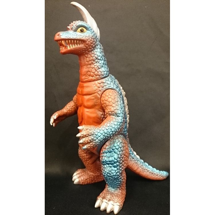 B-CLUB reprint Bullmark Standard size berserk monster Earthtron by Bullmark