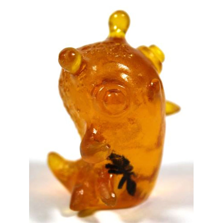 Amber Sluggish Dorbal by Sawdust Bear (Shing Yin Khor)