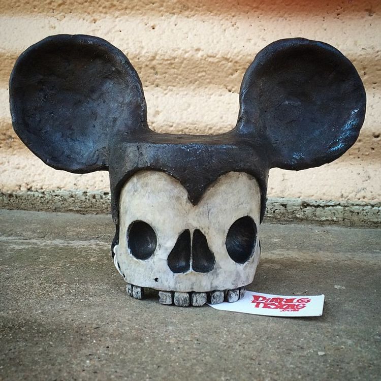 Mickey Skull by Daniel Zinck