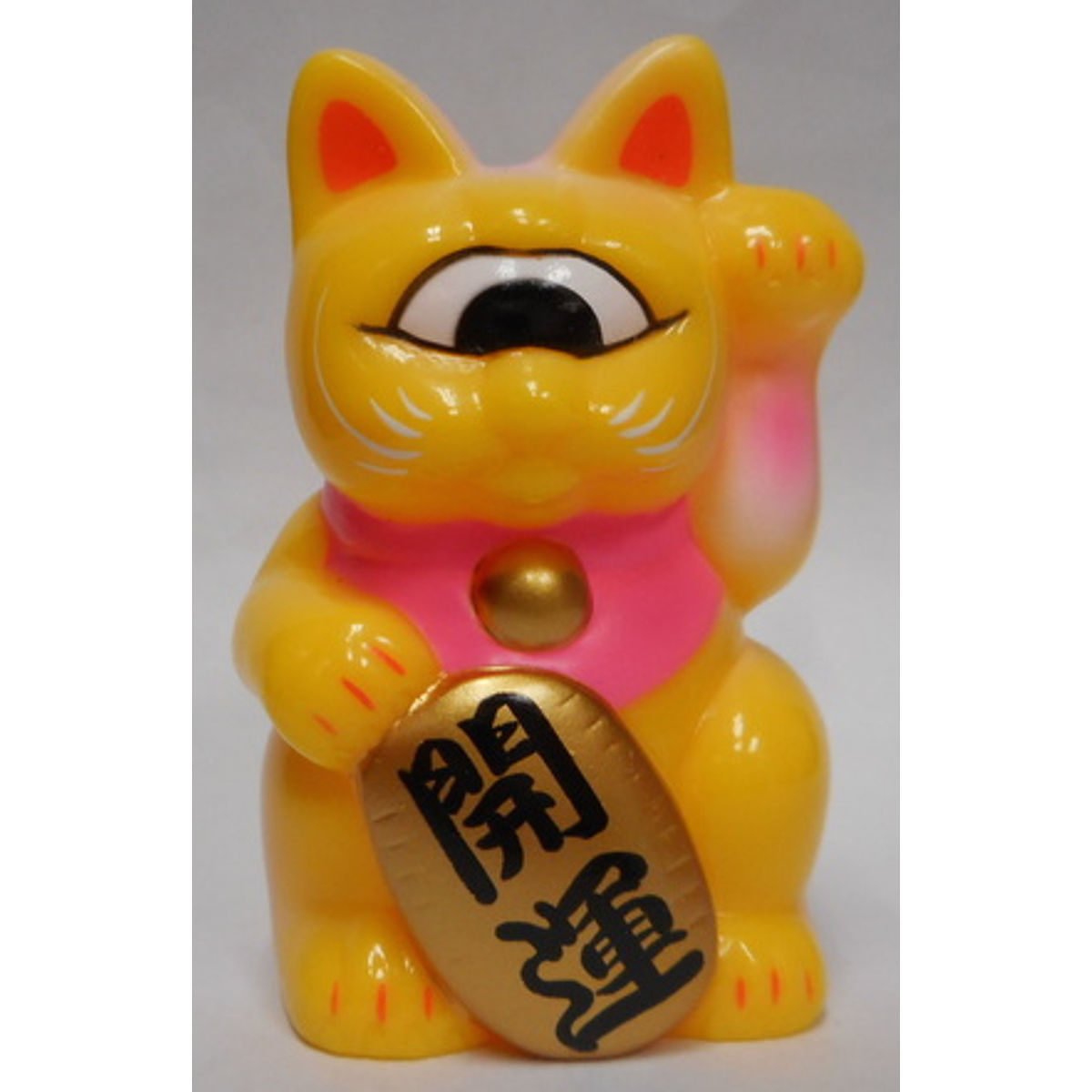 Fortune Cat Baby  ( yellow molding )