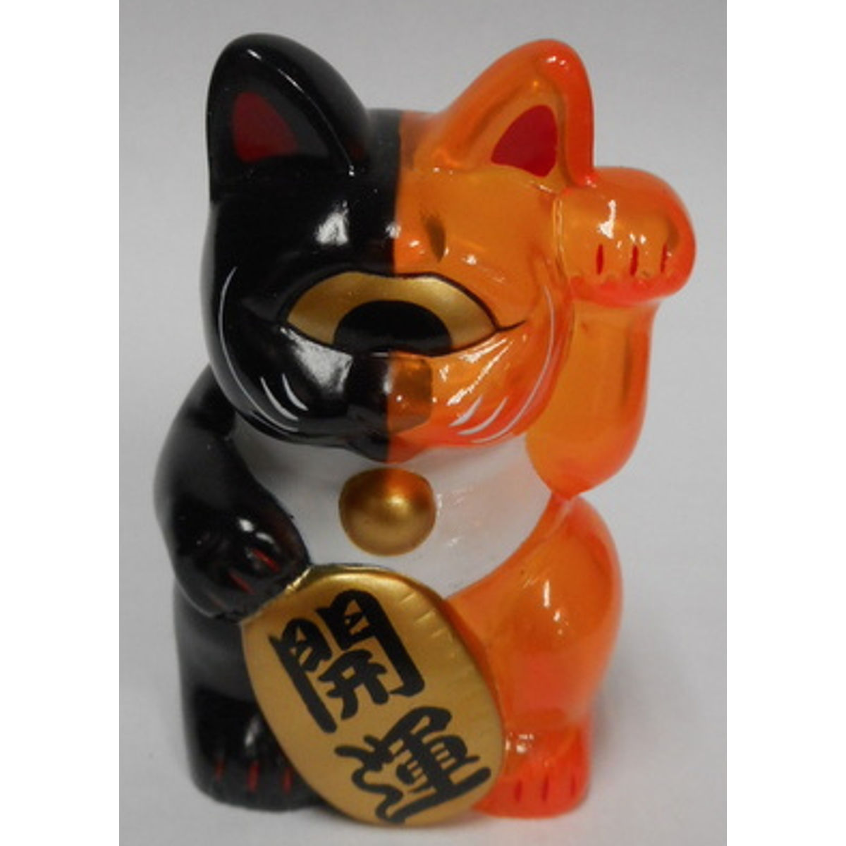 Fortune Cat Baby  ( Clear Orange molding / black two-tone )