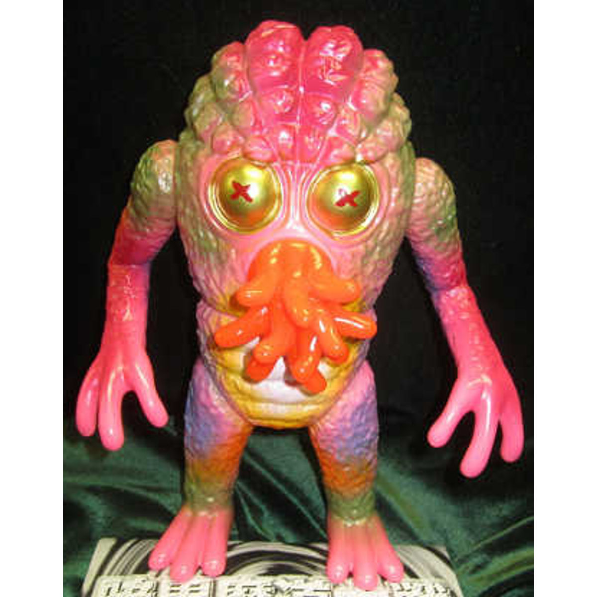 Target earth dark Mage War Gebora ( Pink molding )