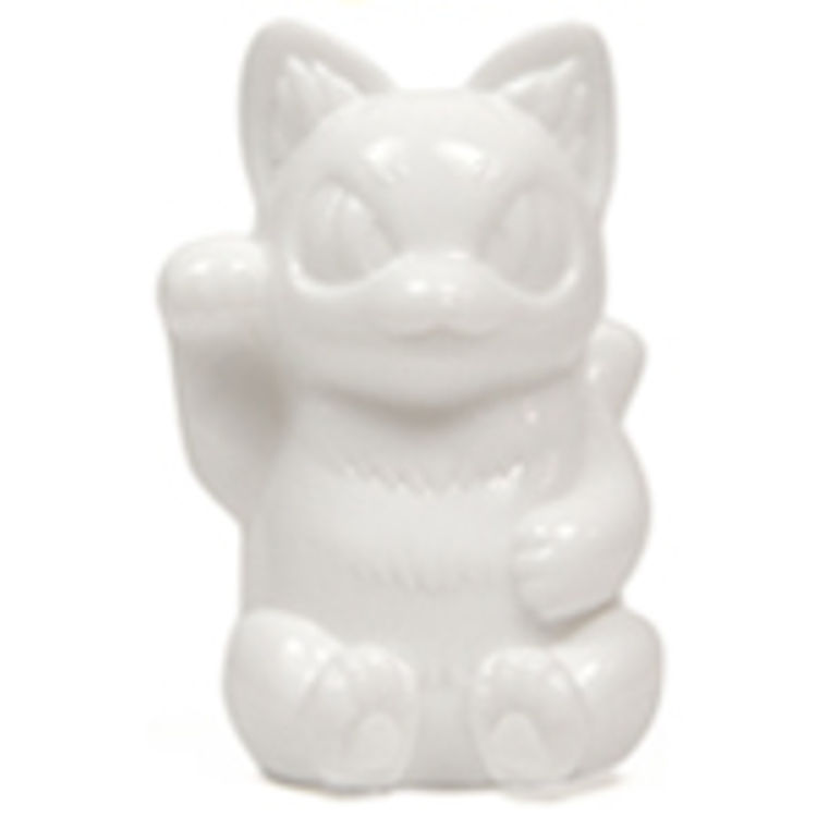 Lucky Negora - White by Konatsu Koizumi