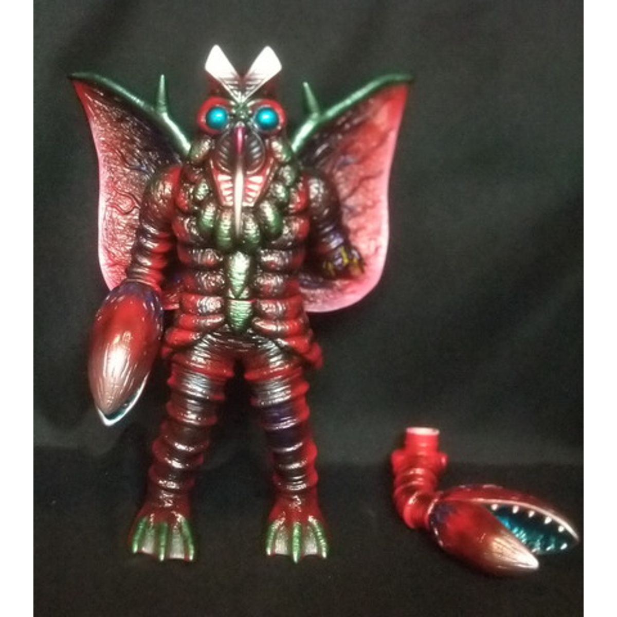 Future Models Umezu Kazuo version Ultraman Soft Vinyl events limited edition - Alien Baltan feather Ver.