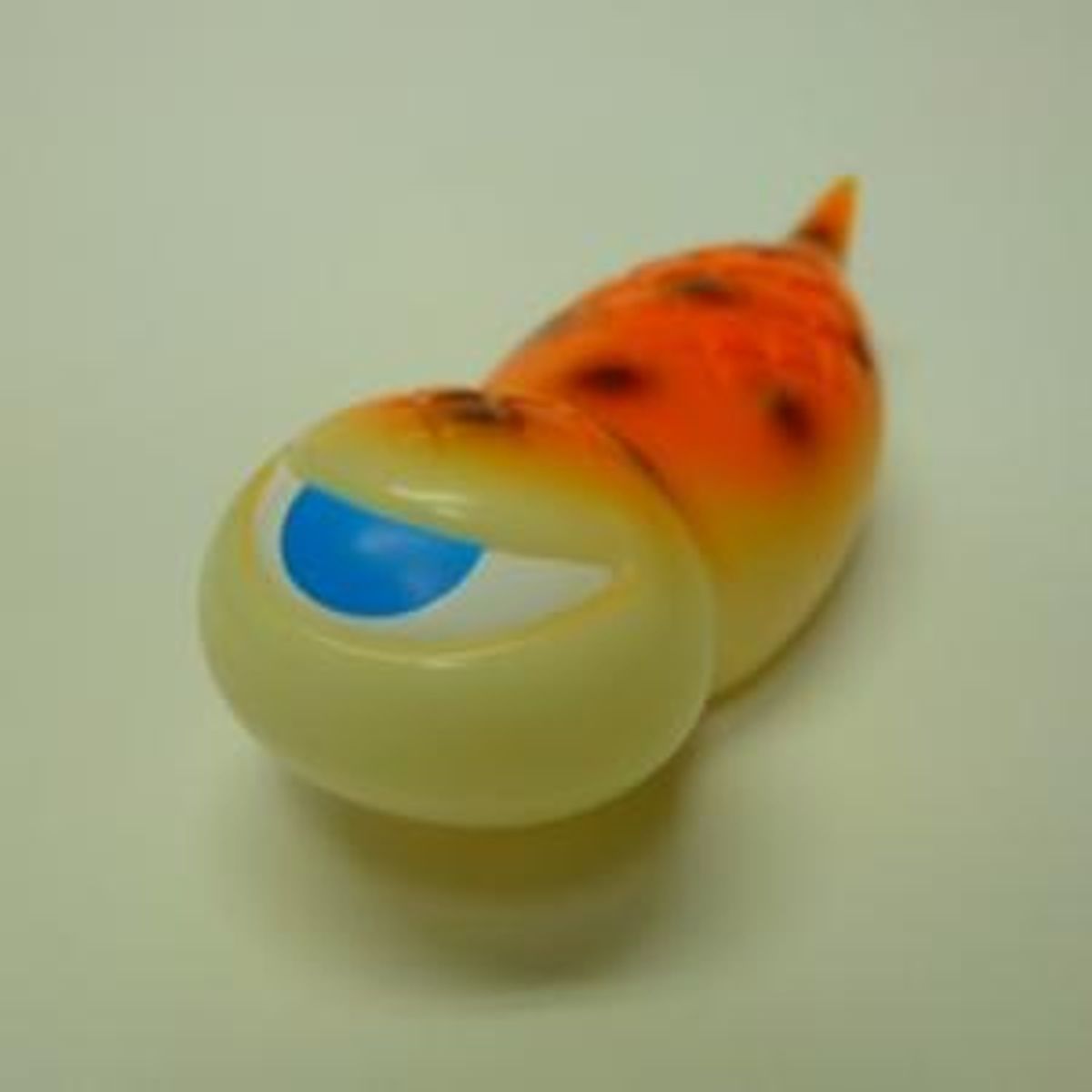 shin-kun - luminous (orange) -