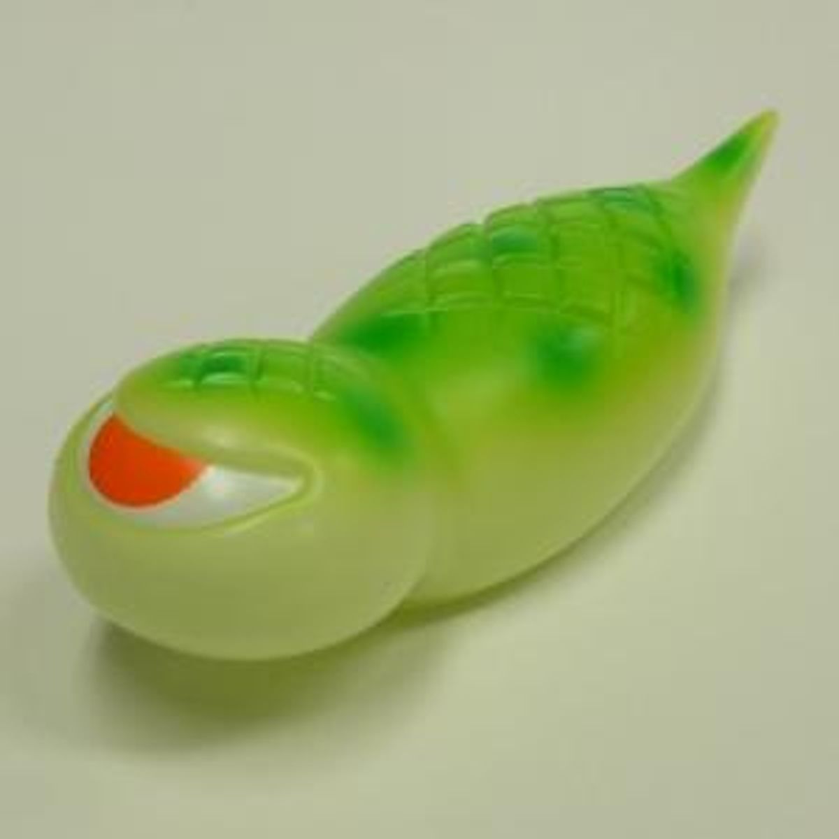 shin-kun - luminous (green) -