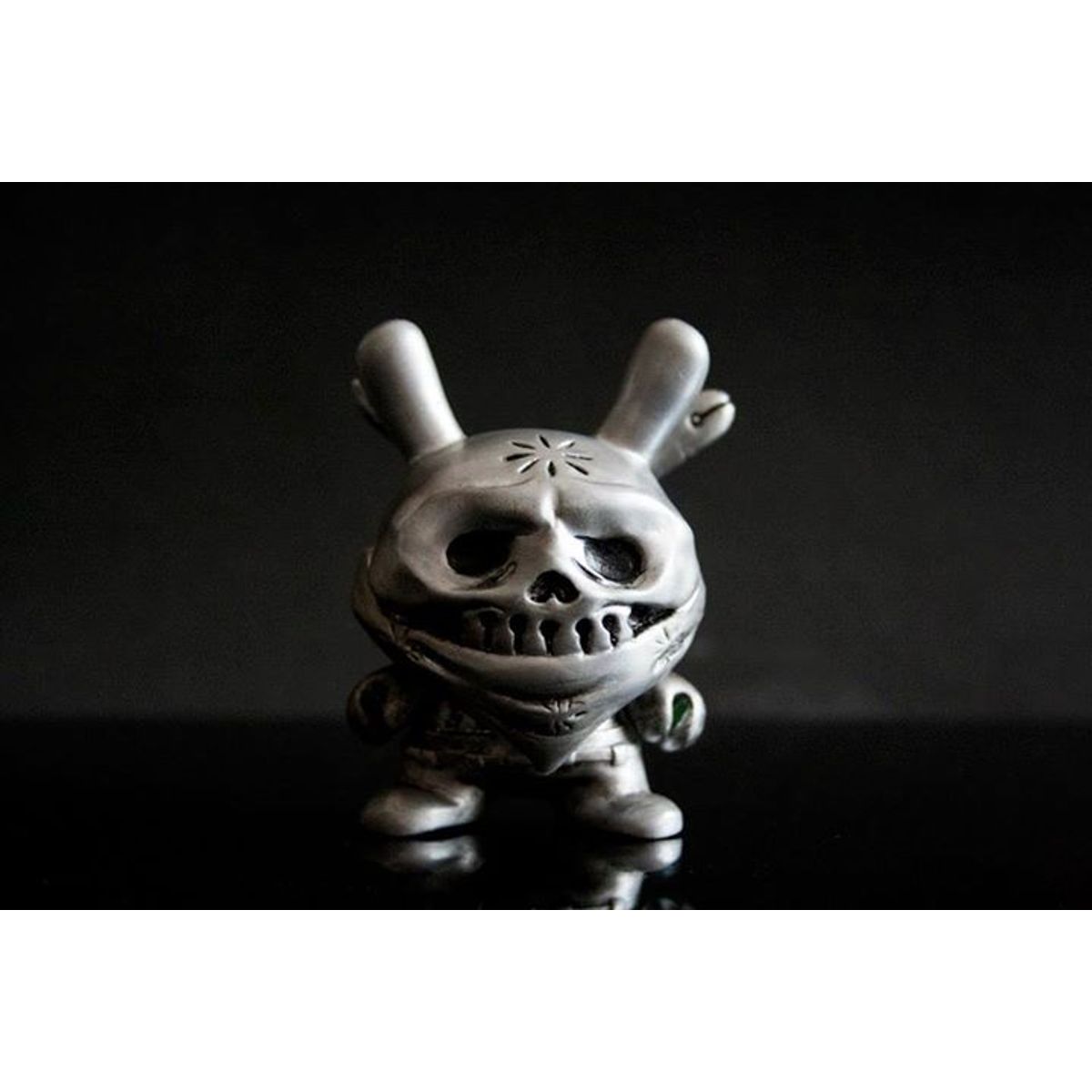 Rebel dunny (Silver)