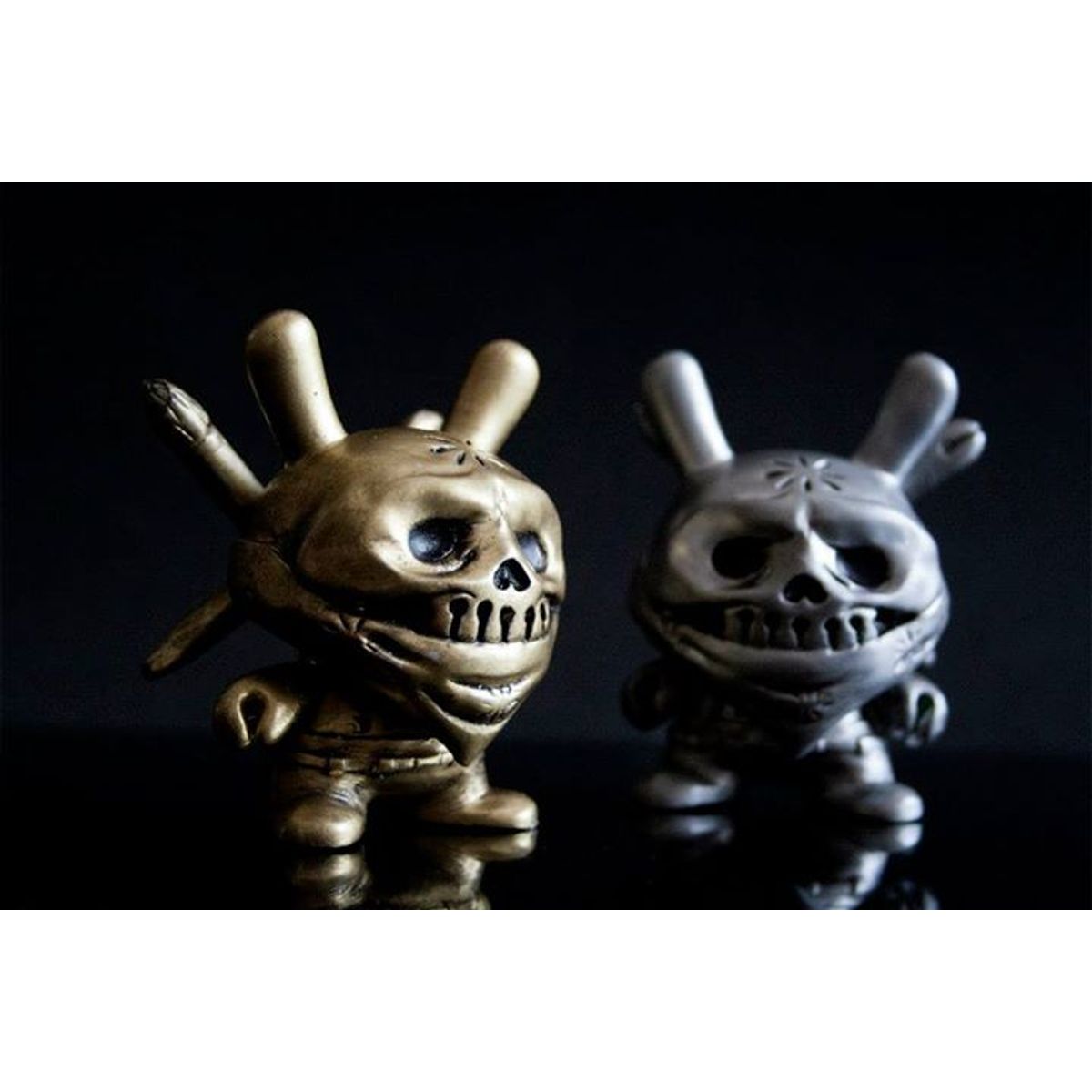 Rebel dunny (Gold)