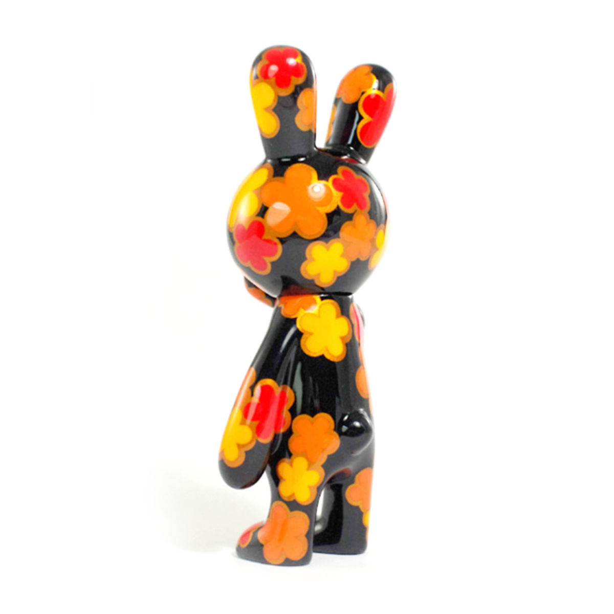 BLACK RABBiT Red flower
